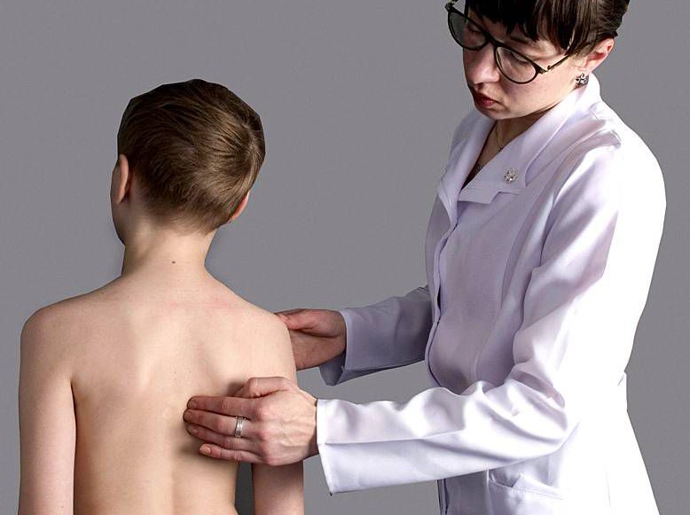 Perelom_pozvonochnika_kompressionnyy_u_detey_-_simptomy__lechenie__reabilitaciya_1.jpg